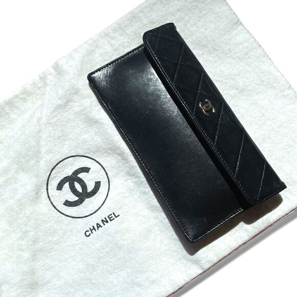 ❤️SOLD❤️AUTHENTIC CHANEL Vintage Classic Black Flap Closure Clutch Purse - Picture 6 of 14